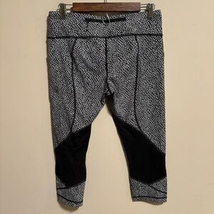 Lululemon Pace Rival Crop Scatter Star Arctic Grey Black / Black- Size 10
